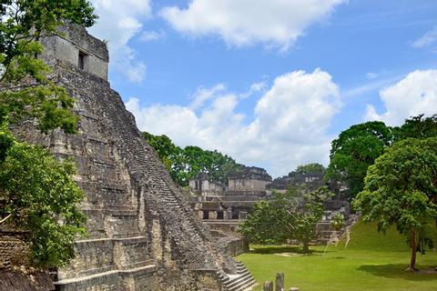 Ruinas Mayas Tikal – De Belice a Guatemala 